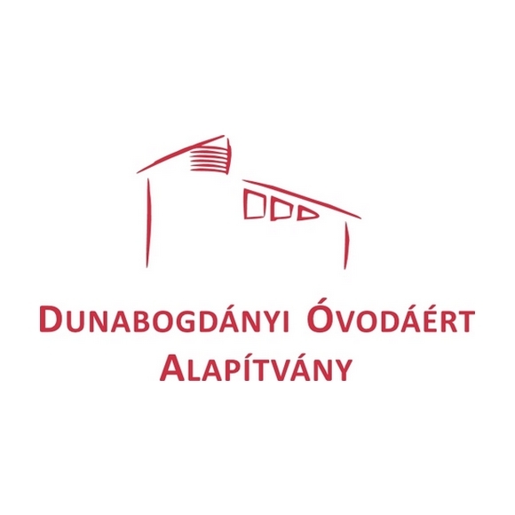 Kézműves foglalkozás gyerekekkel a szabadban